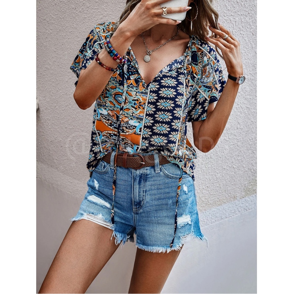 Printed Blue Multicolor Batwing Sleeve V-Neck Blouse Top - Picture 5 of 8